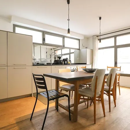 Delpech -maison De 117 M Hyper-centre