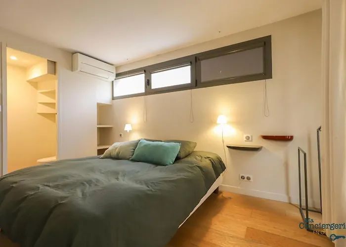 Hébergement de vacances Delpech - Maison Hypercentre - Métro - 8 Personnes *